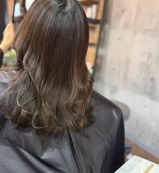 ロング カラー 🏆エリナ こだわり美容師🪽のヘアスタイル