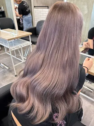 ロング 大谷 杏菜のヘアスタイル