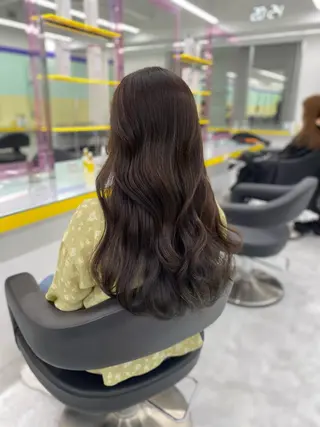 セミロング カラー パーマ ヘアアレンジ メンズ キッズ ネイル マツエク・マツパ アイブロウ Lumo所属・💖横浜ブリーチなし 💖MIHOのヘアスタイル