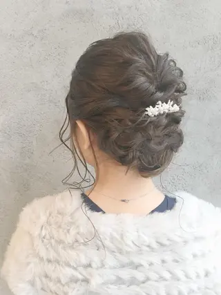 セミロング ヘアアレンジ EMANON天神所属・Hitomi Ezakiのヘアスタイル