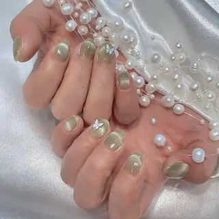 ネイル RAFFINE 月🦋🩵のネイルデザイン