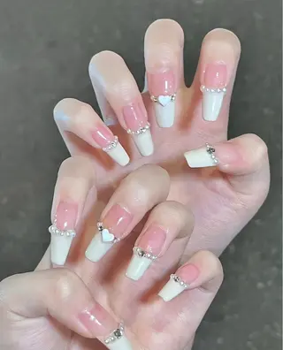 ネイル u1salon所属・ゆい ユイのネイルデザイン