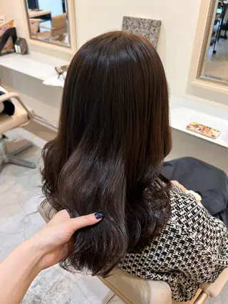 セミロング afeelriamo所属・オオバヤシ マホのヘアスタイル