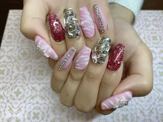 ネイル Piacere所属・Piacere 絵美のネイルデザイン