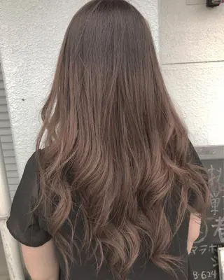 セミロング カラー レイヤーカット匠 イソザキノリユキのヘアスタイル