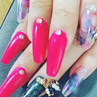 ネイル bijou所属・相馬 礼菜のネイルデザイン