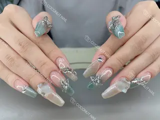 ネイル 神田 ココナッツのネイルデザイン