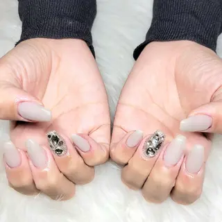ネイル Natsumi 🦊  Nailのネイルデザイン