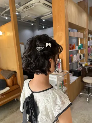 ミディアム miloc MOMOKAのヘアスタイル