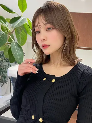 ミディアム カラー 小顔ボブ jilblanカホのヘアスタイル