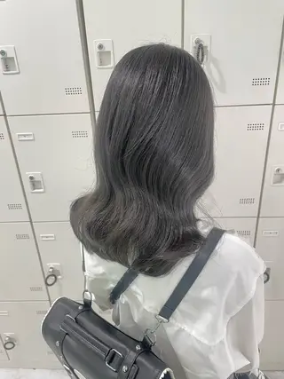 ミディアム カラー パーマ ヘアアレンジ メンズ 透明感カラー・レイヤ ー🎀amika🎀のヘアスタイル