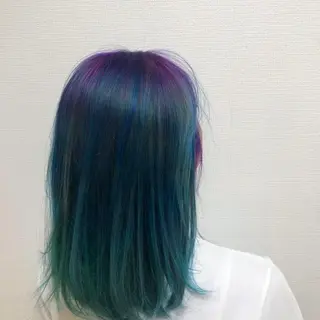 セミロング カラー インナーカラー👾 Chibiのヘアスタイル