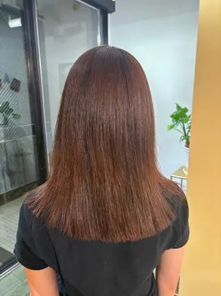 ミディアム marinate所属・小寺 ゆらのヘアスタイル