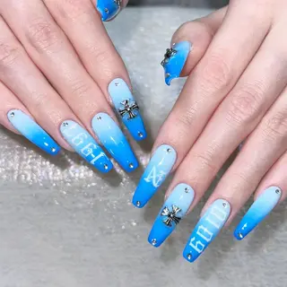 ネイル Queens ゲンのネイルデザイン