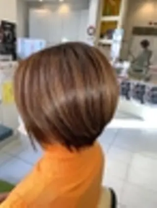 ショート カラー 春日 英親のヘアスタイル