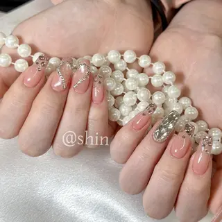 ネイル Queen‘s シシのネイルデザイン