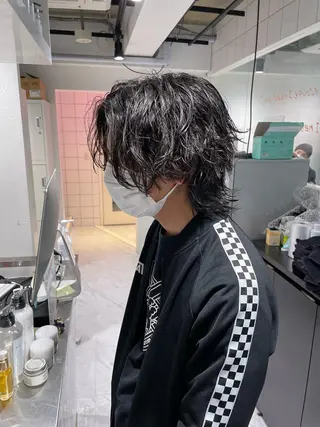 ショート カラー パーマ ヘアアレンジ メンズ ネイル マツエク・マツパ アイブロウ スパイキー/フェザー /波巻き/かいとのヘアスタイル