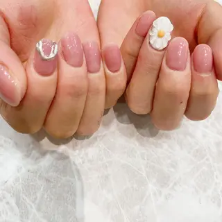 ネイル 関谷 真登佳のネイルデザイン