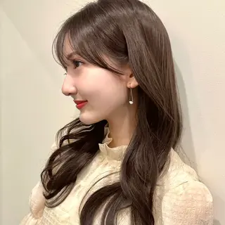 セミロング 🌹ハッシュカット、 レイヤー韓国ヘア🌹のヘアスタイル