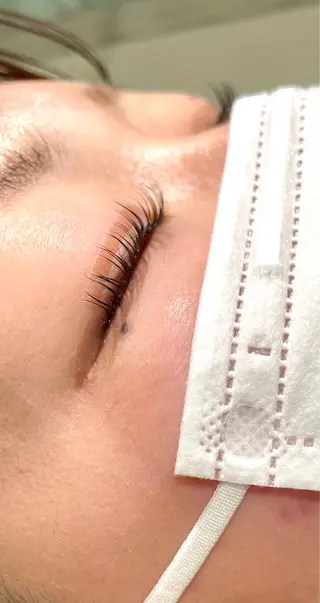 マツエク・マツパ 玉邑 美菜のヘアスタイル