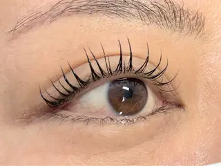 マツエク・マツパ Lavie beauty eyelash所属・Lavie b.eyelashのマツエク・マツパデザイン