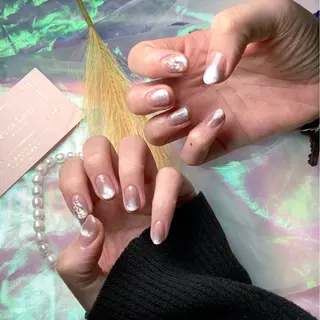 ネイル pink ladyサロン所属・べ にのネイルデザイン