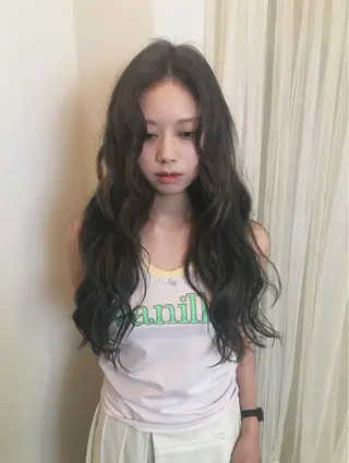 ロング Hanaka @hwndorのヘアスタイル