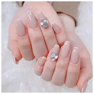 ネイル ＶＩＶＩ nailsalonのネイルデザイン