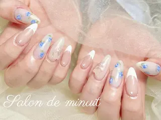 ネイル Momo 🤍のネイルデザイン