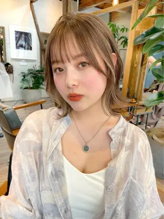 ミディアム カラー 結べるレイヤーボブ くびれLady表参道のヘアスタイル