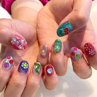 ネイル 新井 ひなののネイルデザイン