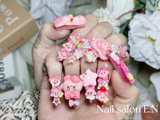 ネイル E.N🦋 長さ出し/持ち込みのネイルデザイン