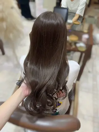 ロング 透明感カラー／ 艶感カラー／RAMUのヘアスタイル