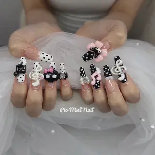 ロング momo 長さだしのネイルデザイン