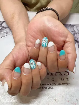 ネイル Guarendo錦糸町店所属・ガレンドウ 白澤 愛子のネイルデザイン