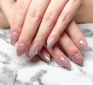 ネイル マジックミラー所属・マジック ミラーのネイルデザイン