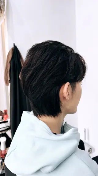カラー メンズ 椎葉 祐也のヘアスタイル