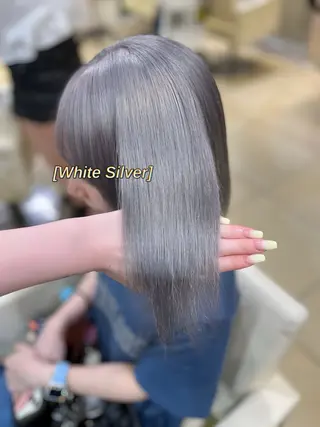 カラー 海外ガール🎀新宿 MOMOKA🍑のヘアスタイル