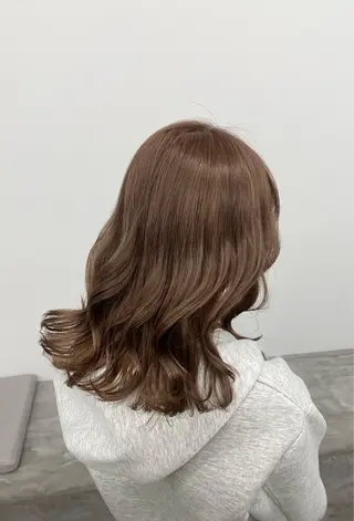 ミディアム ジャスミン /ROCCO 3rdのヘアスタイル