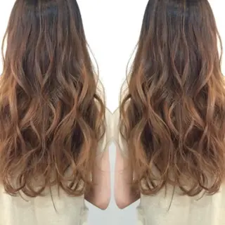 ロング カラー Mariana/ 鶴原-ハイライトのヘアスタイル