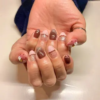 ネイル イーミリー市川店 moekaのネイルデザイン