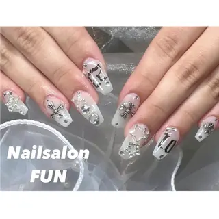 ネイル Nailsalon FUN🌈のネイルデザイン