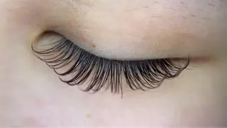 マツエク・マツパ salone Regina所属・Regina（レジー ナ）nanahoのマツエク・マツパデザイン