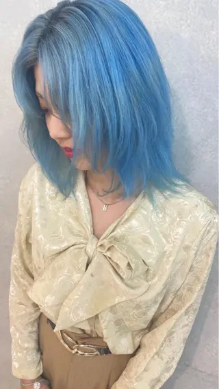セミロング カラー 🇰🇷カルマパーマ kaito🇰🇷のヘアスタイル
