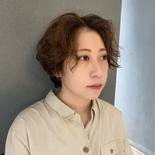ショート Aust hair Stella新宿所属・Yuki☺︎パーマ レイヤーカットのヘアスタイル