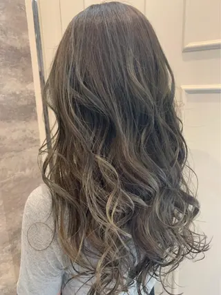 ロング カラー 🫟Blanco🫟 Color&Careのヘアスタイル