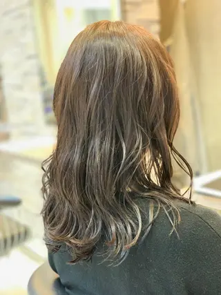 セミロング 早坂 裕真のヘアスタイル