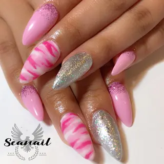 ネイル 小尾 栞のネイルデザイン