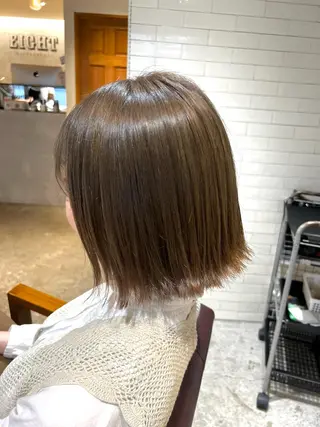 ミディアム ニイムラ ミキのヘアスタイル