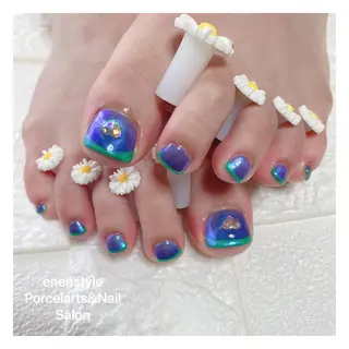 ミディアム ネイル 👑enen style👑のネイルデザイン